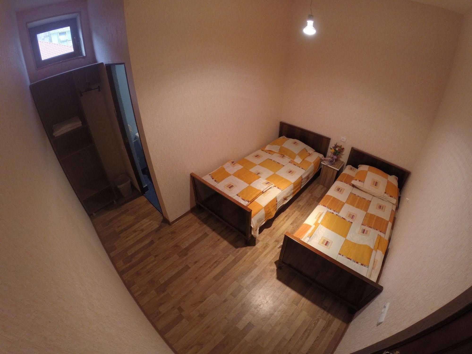 Glide Hostel Jereván Kültér fotó