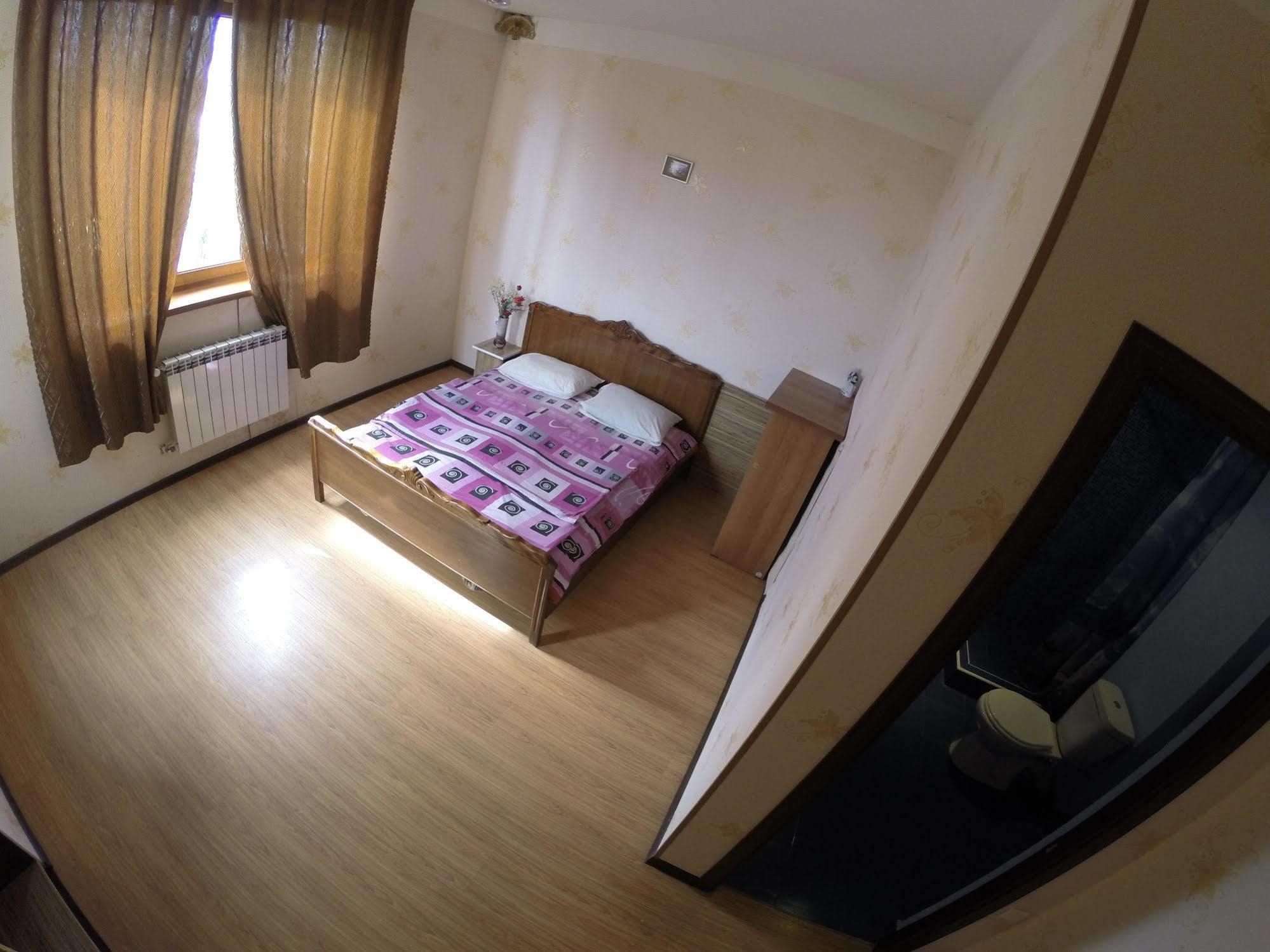 Glide Hostel Jereván Kültér fotó