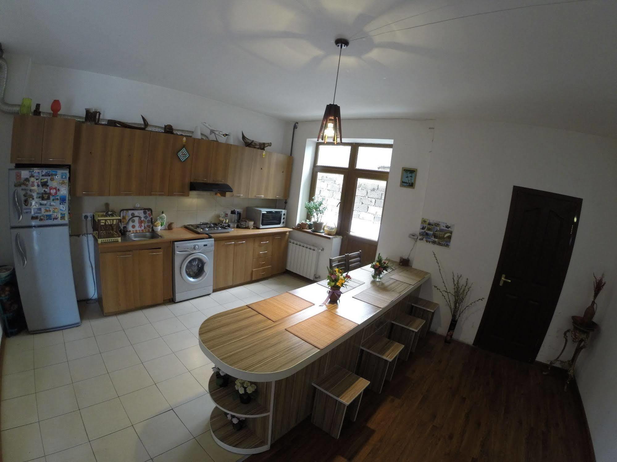 Glide Hostel Jereván Kültér fotó